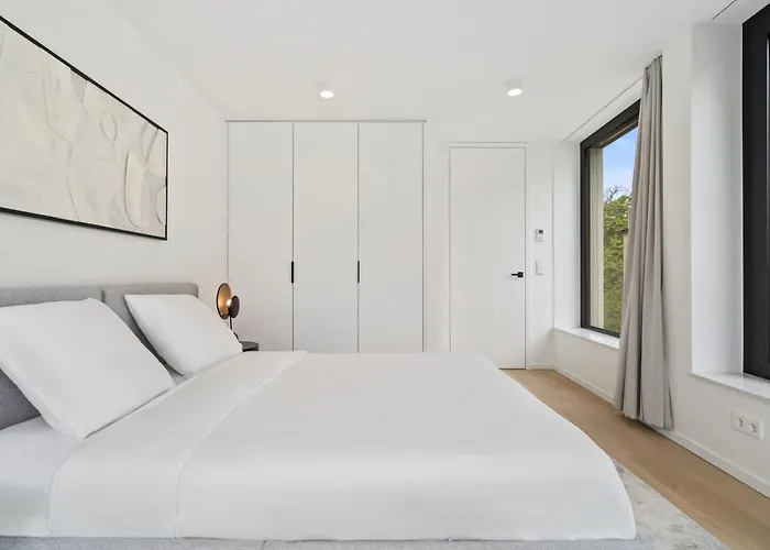 Luxury Downtown With Modern Amenities 公寓 *