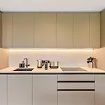 Apartment Luxury Downtown With Modern Amenities *
